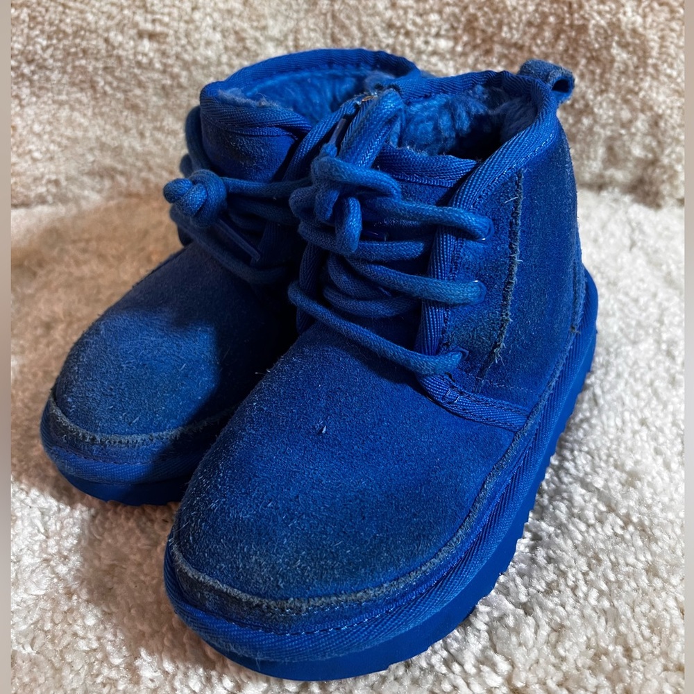 UGG Neumel II Toddler Boy Shearling Chukka Boot Royal Blue Size 9